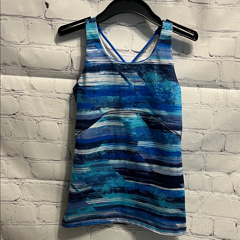 Ivivva Vibrant Blue Activewear Top